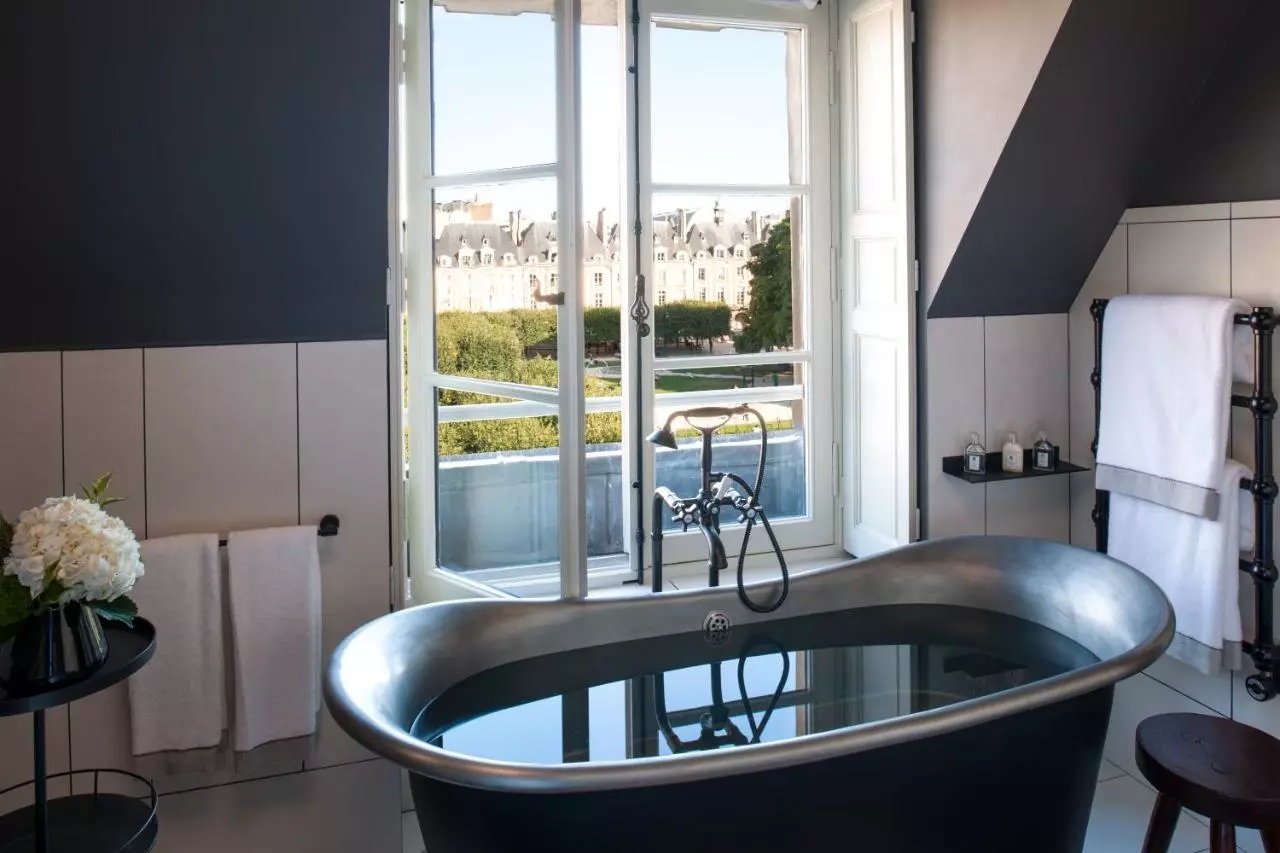hôtels luxe paris